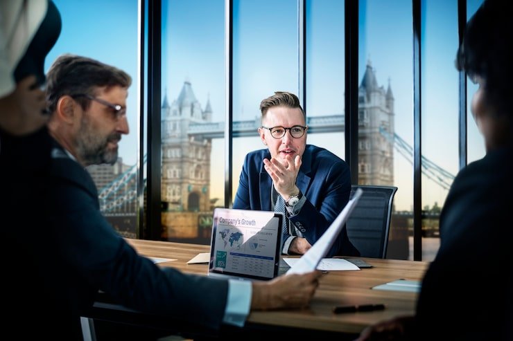 Business Meetings for Men's Payroll Services in London